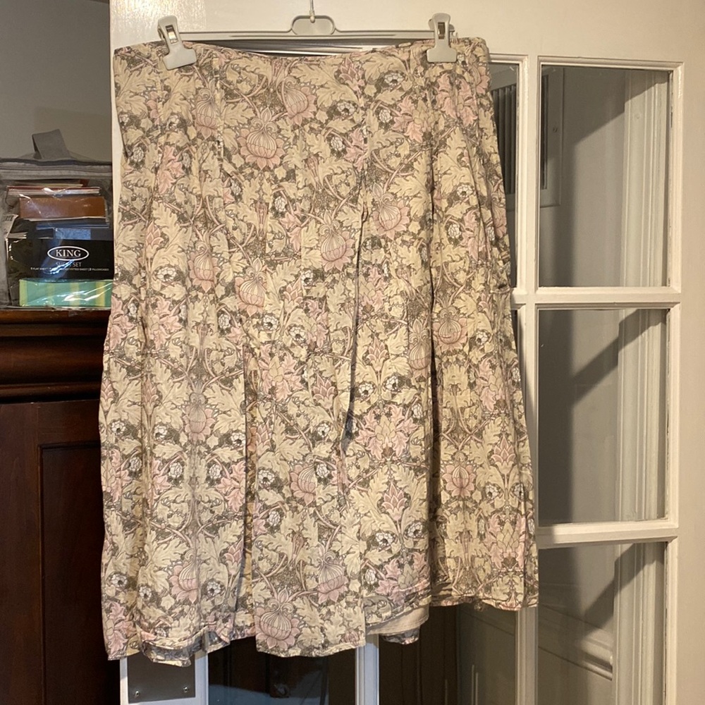 Cato size 20W skirt good condition